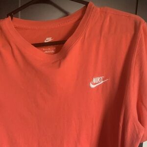 Nike Men's Vibrant Red Short Sleeve Tee